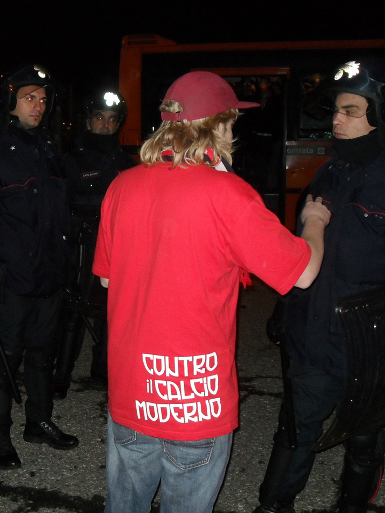 Contro Il Calcio Moderno - uitverkocht - Afbeelding 3