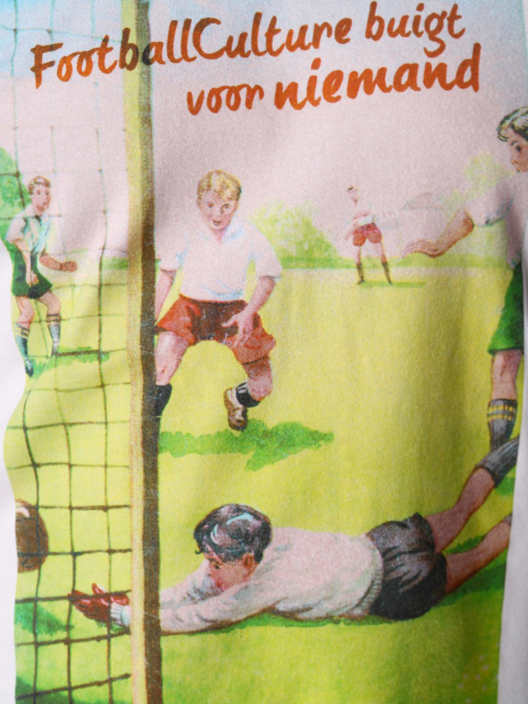 FC buigt voor niemand - uitverkocht - Afbeelding 2