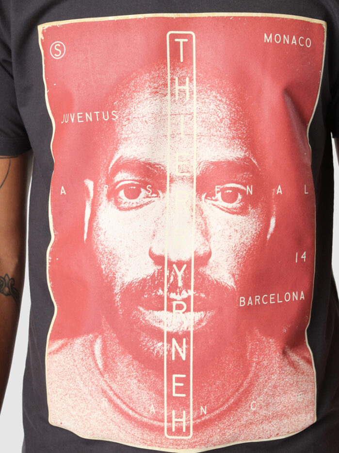 Henry by Zoran Lucić - Stretch Vneck