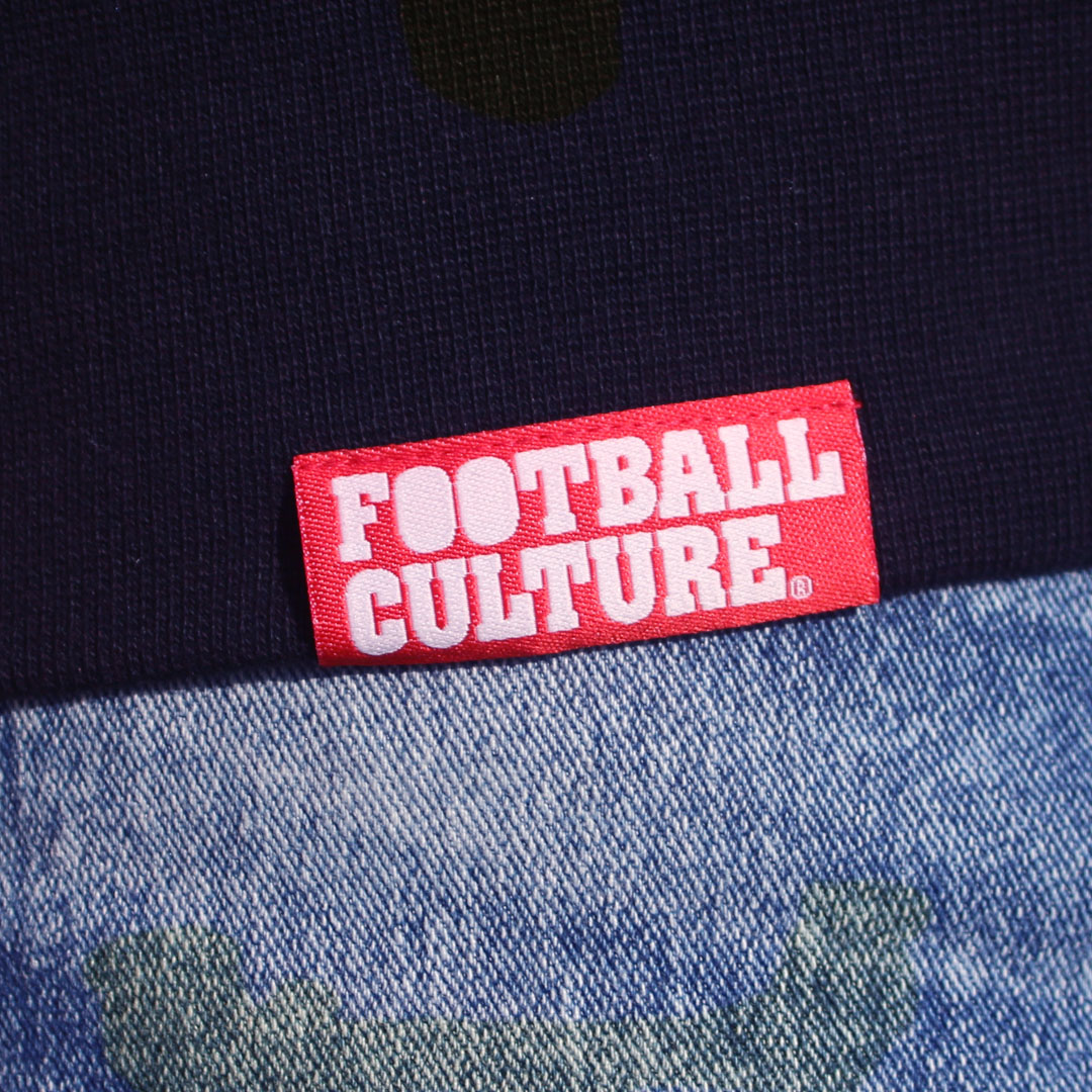 They Dont Like Us  by Piro - uitverkocht - Afbeelding 2